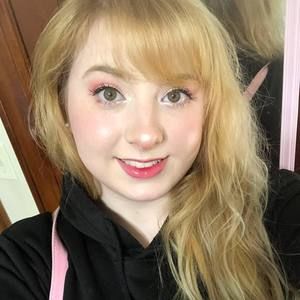 Meet your Posher, Alexandra